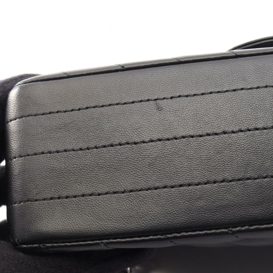 香奈兒 (CHANEL) 羊皮 (Lambskin) 黑色 V 字縫線單肩包,二手女款-10