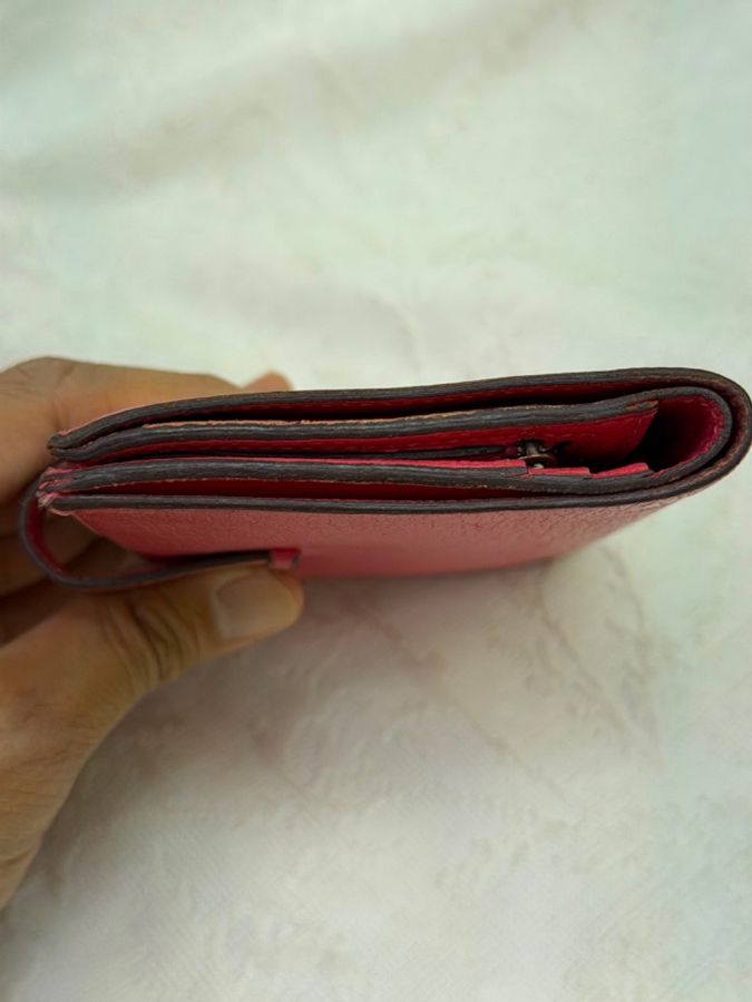 這是一個紅色的 Hermès Bearn wallet-9