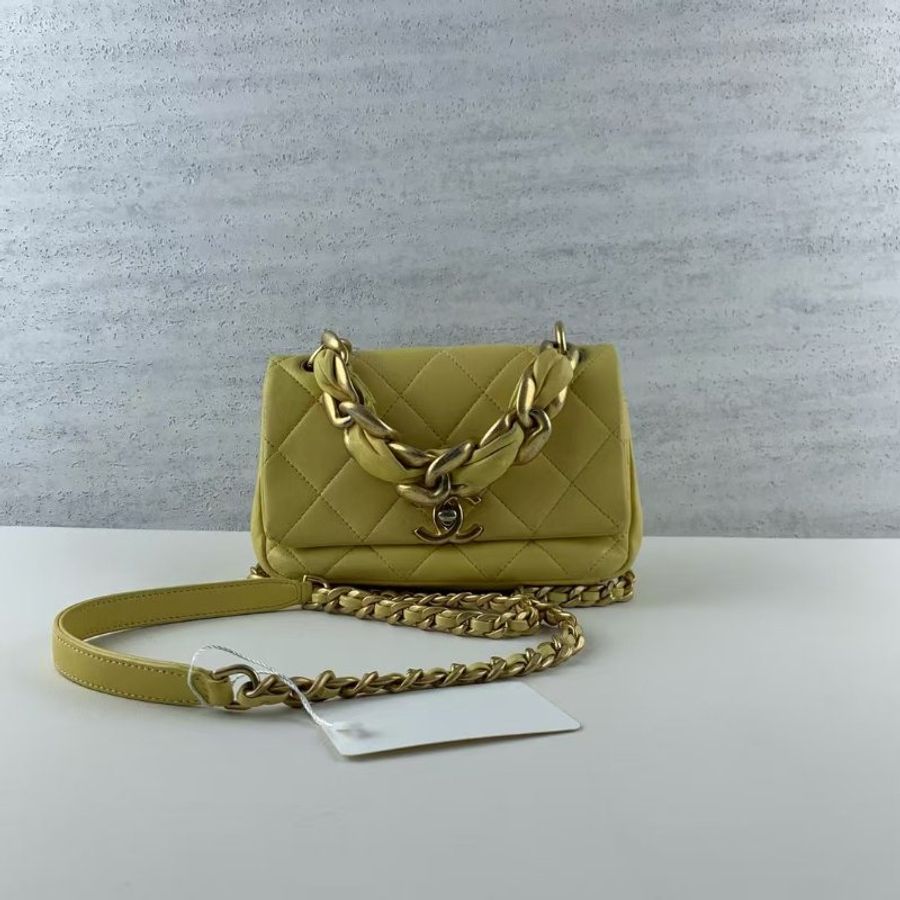 CHANEL 鵝黃色 CF 大MINI 18*13 98新配件塵袋-1