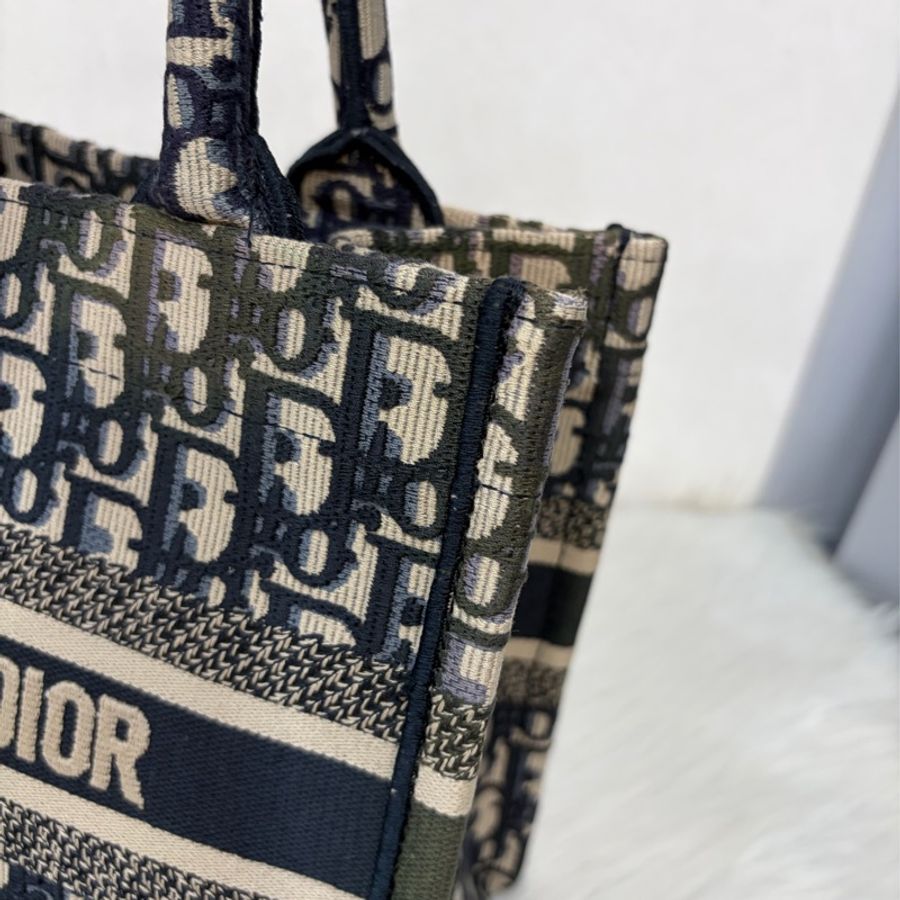 Dior M1265 深藍緹花布 Oblique 刺繡 Booktote手提包 托特包 小號-14