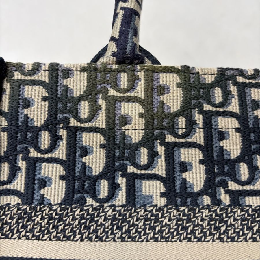 Dior M1265 深藍緹花布 Oblique 刺繡 Booktote手提包 托特包 小號-17