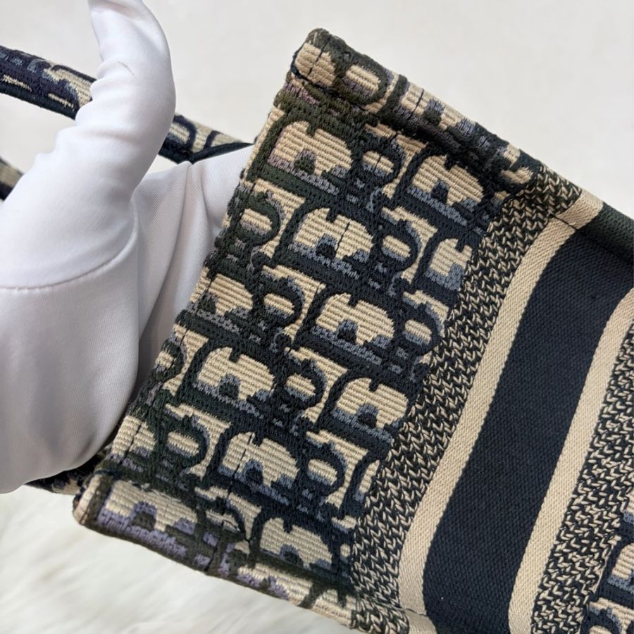 Dior M1265 深藍緹花布 Oblique 刺繡 Booktote手提包 托特包 小號-28