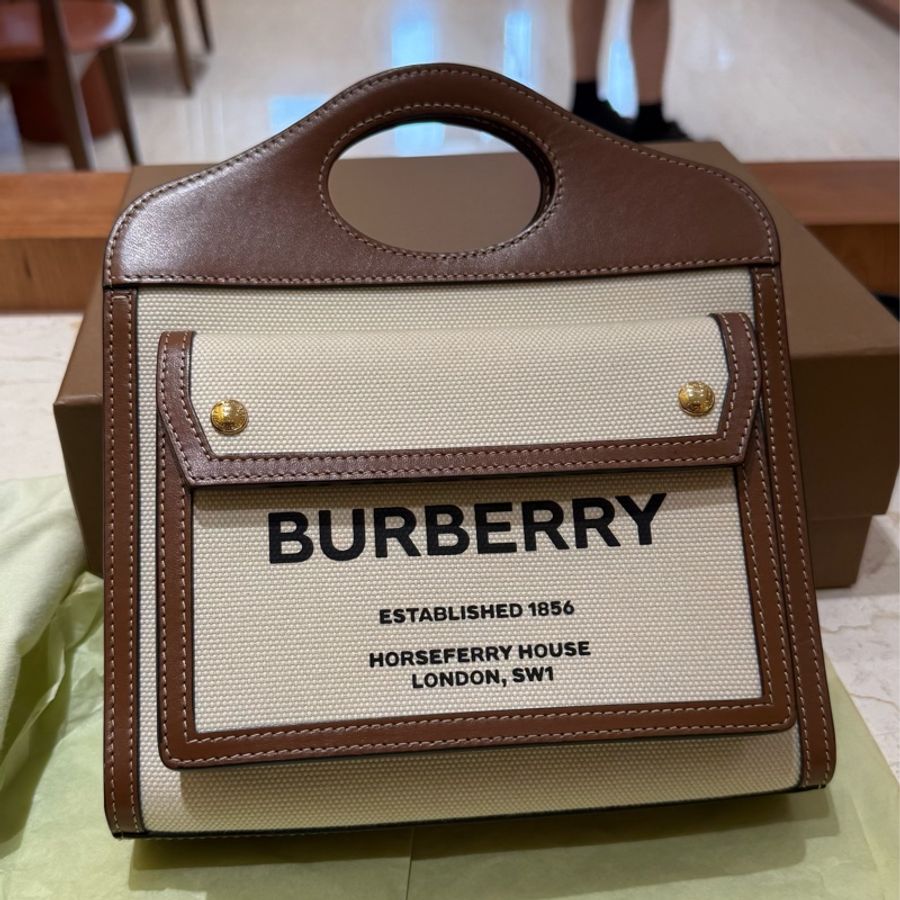 #福利價 Burberry帆布拼皮托特包 Burberry雙色帆布拼皮托特包 ins風 拍照非常出片 容量大 自重輕 非常推薦給喜歡復古風的小姐姐~-4