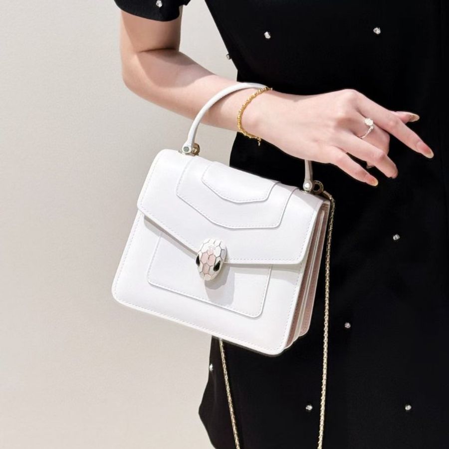 Bvlgari mye粉白蛇頭 牛皮 風琴包18*9*16cm 99新配件塵袋 肩帶 鏡子-2