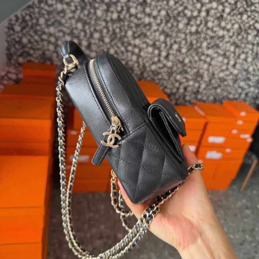 Chanel 荔枝皮黑金小書包芯片款-1