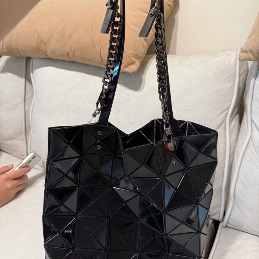 Issey miyake baobao 三宅一生 6x6 托特 黑色-8