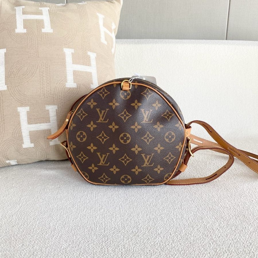 Louis Vuitton 老花軟圓餅包-1