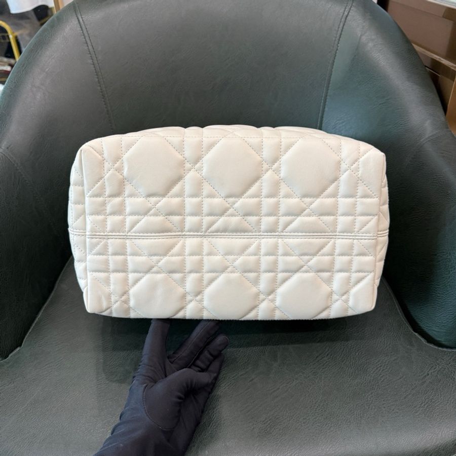 迪奧/Dior 中號 Dior Toujours 手袋土著 中號 奶白色 牛皮革超大藤格紋手提包-4