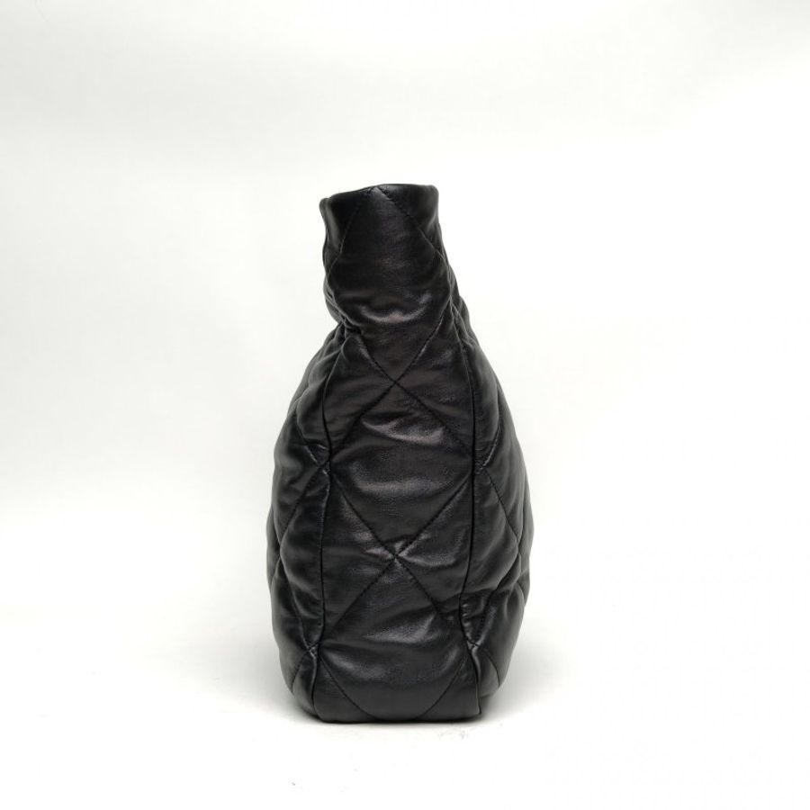 CHANEL 19BAGTote托特包黑色羊皮晶片皮穿鏈扣菱格紋肩背包-1