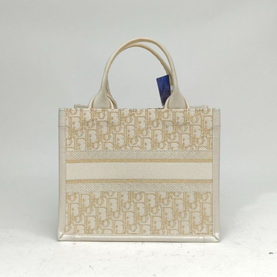 DIOR 米白色帆布金扣印花字母刺繡BookTote小號新款肩背包-2