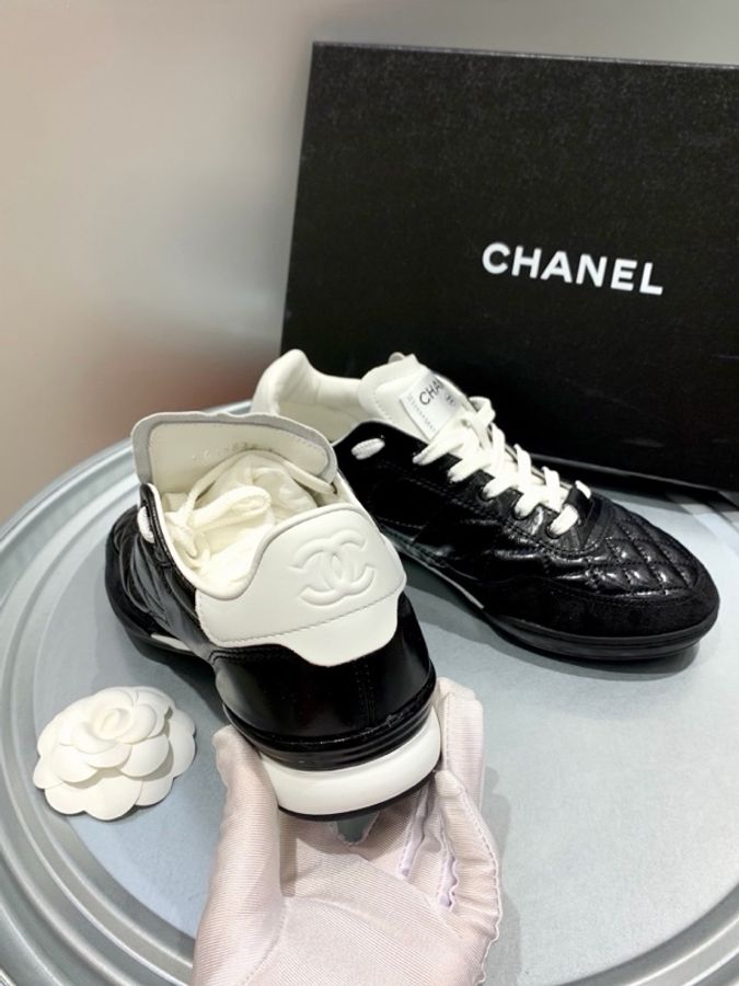 Chanel 香奈儿 26A 爆款黑白熊猫平底鞋-2