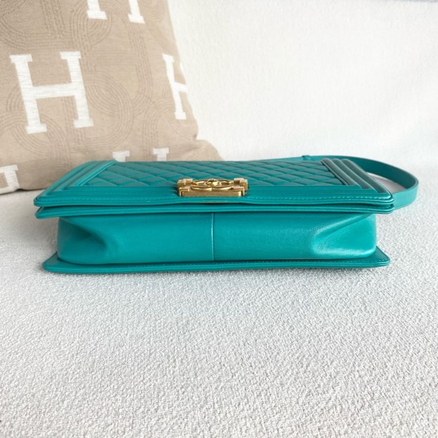Chanel香奈兒Leboy中大号 綠色金扣-4
