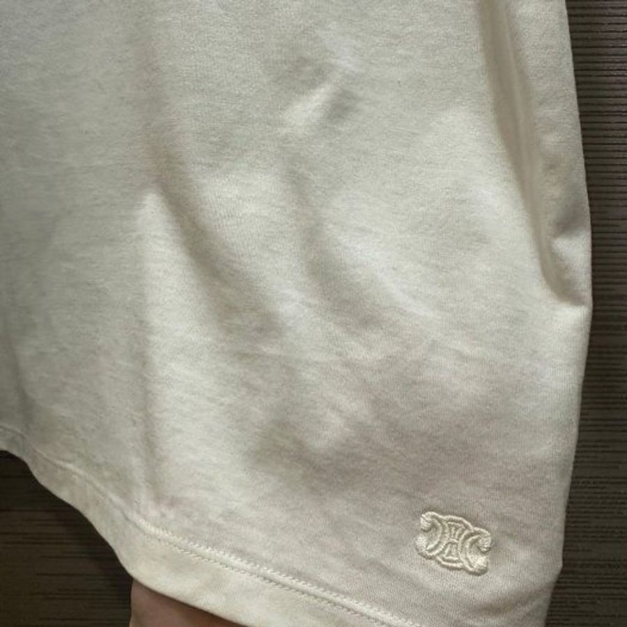 💎Han's house精品服飾💎 CELINE 凱旋門 刺繡 短 T 男女共穿 義大利製 現貨  L-1