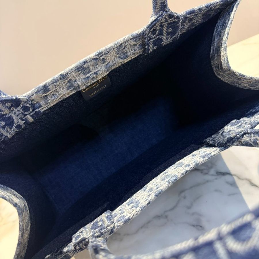 DIOR Book Tote 單寧緹花大號托特包-6