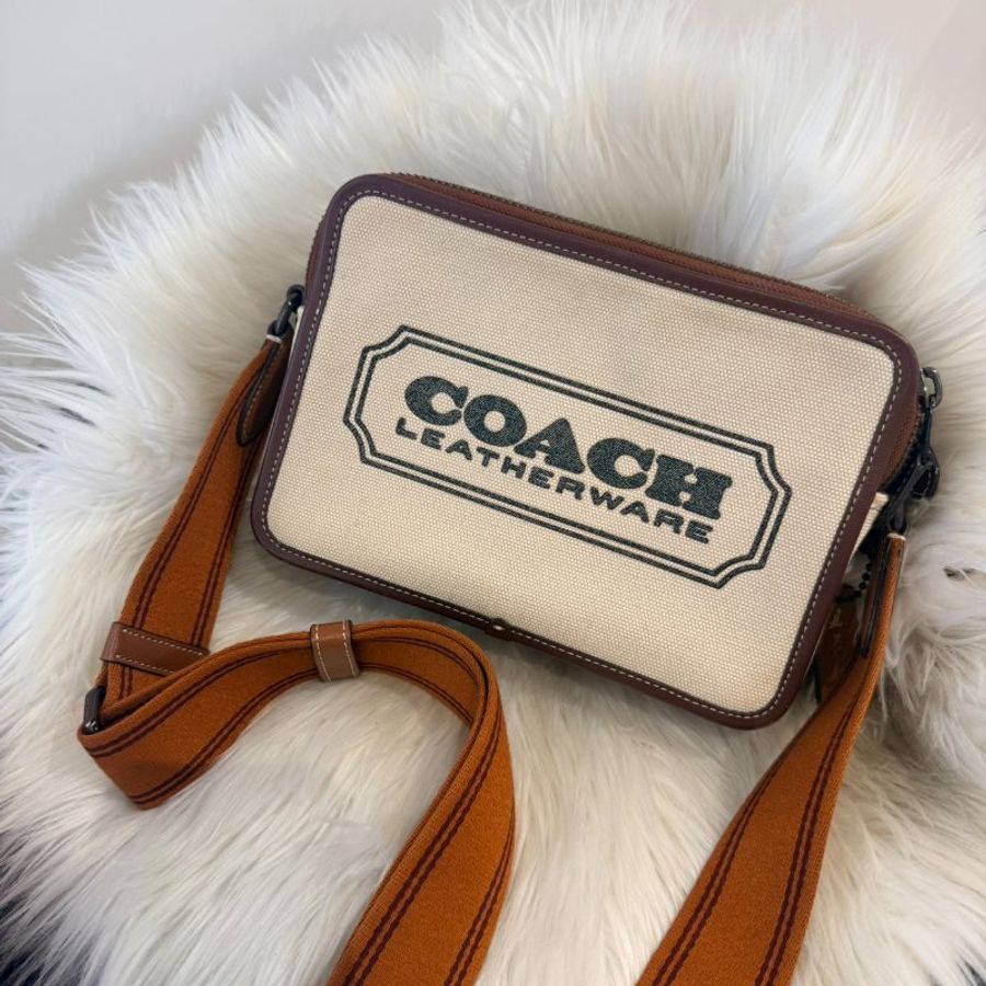 Coach Charter Crossbody24斜背包-0