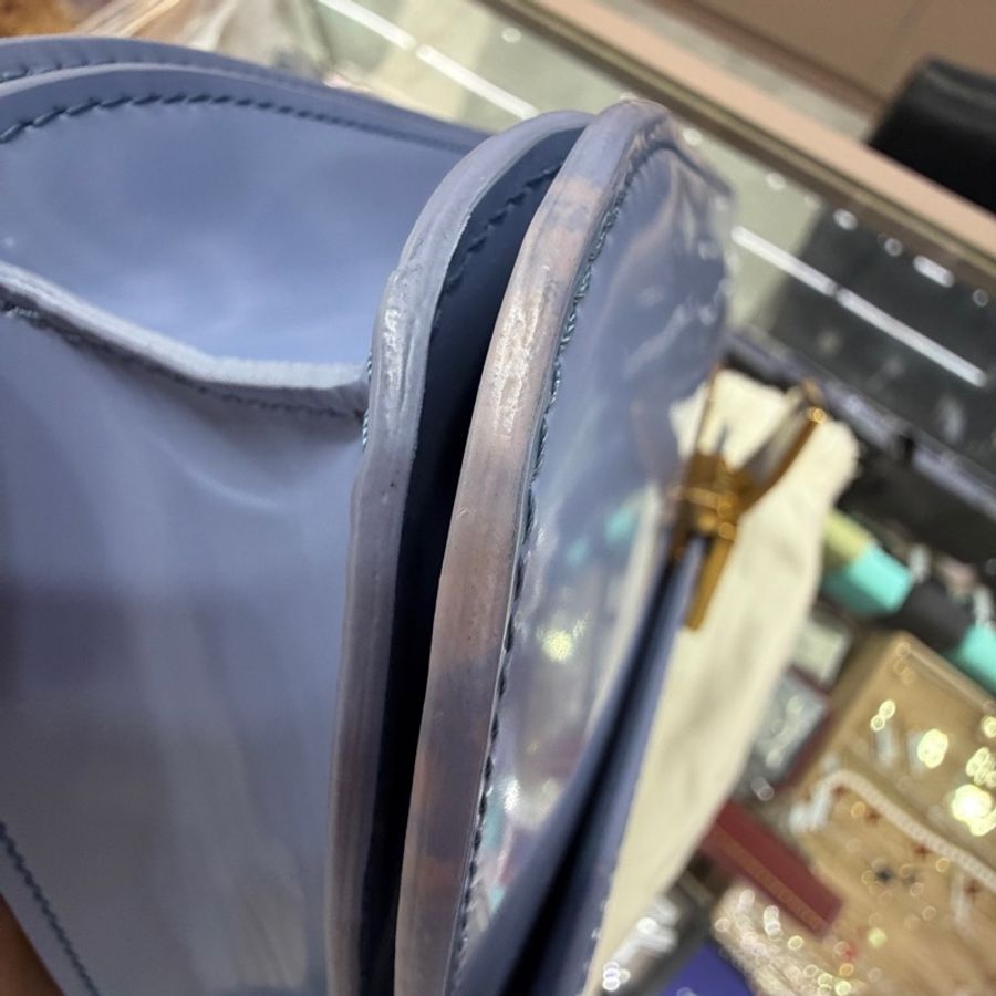賽琳 Celine 金扣 霧霾藍光滑小牛皮斜挎包-9