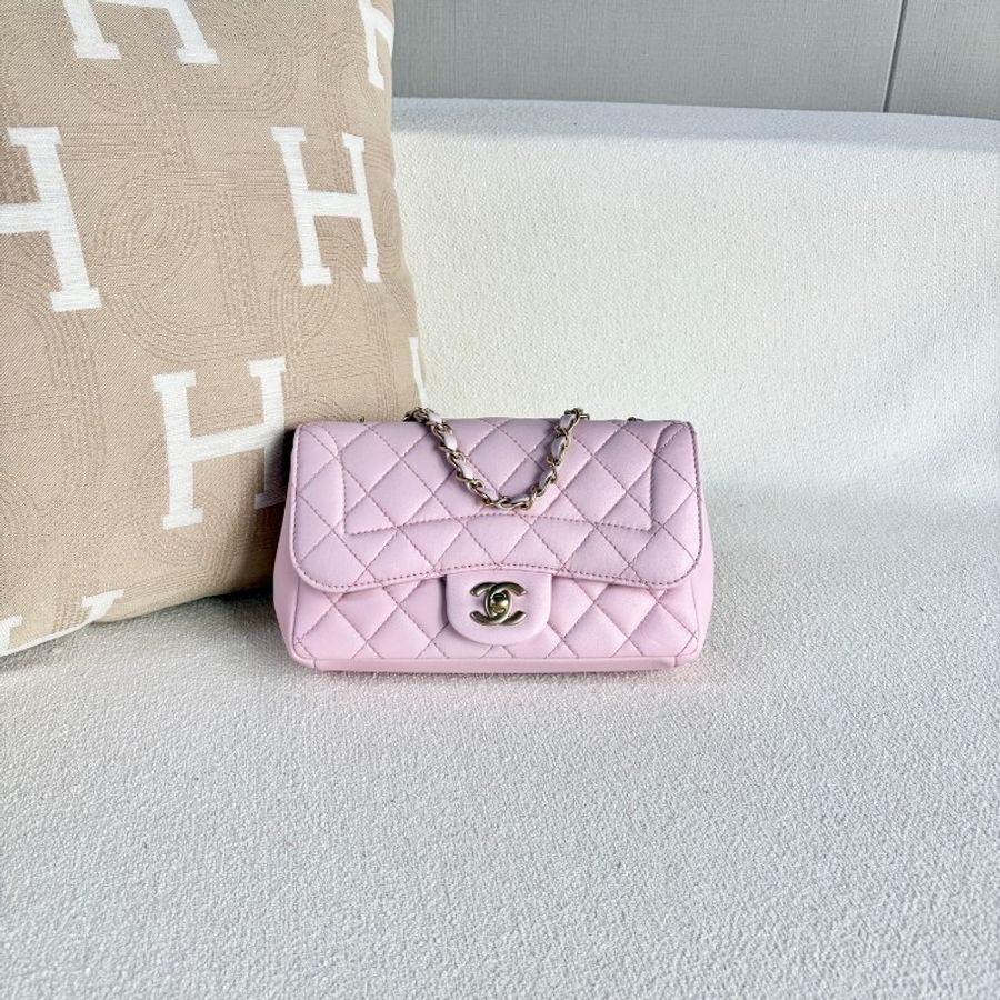 Chanel香奈兒CF系列鏈條包粉色金扣 羊皮-2