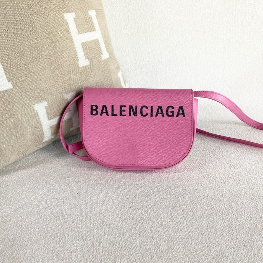 Balenciaga Day馬鞍包 粉色牛皮斜背包-1