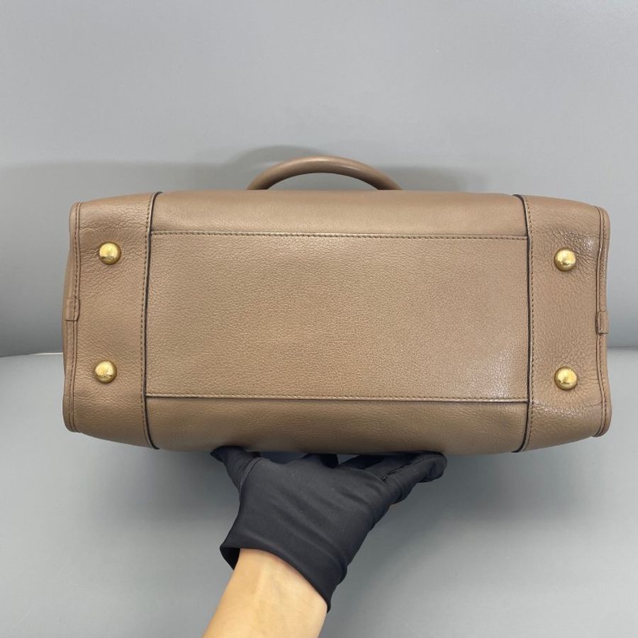 LOEWE 亞馬遜手提包棕色-4