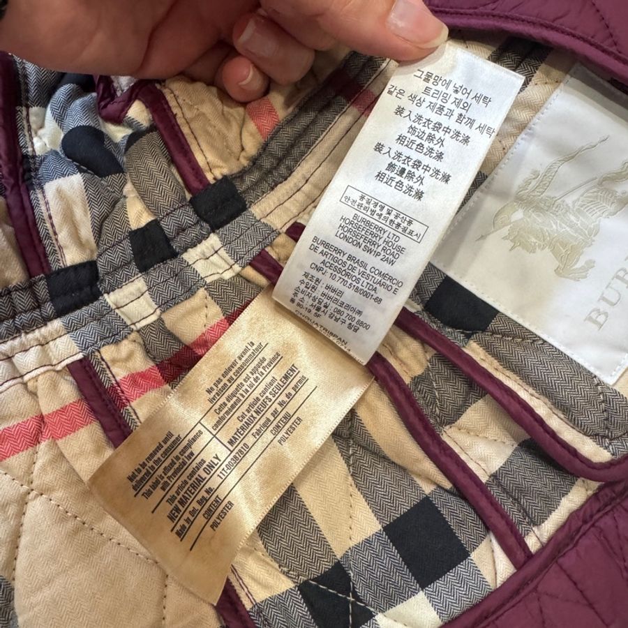 Burberry 童裝 經典絎縫連帽羽絨外套(典雅葡萄紫)-4