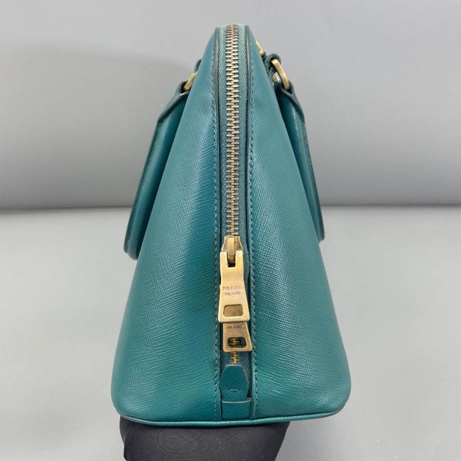 Prada 貝殼包中號湖綠色-2