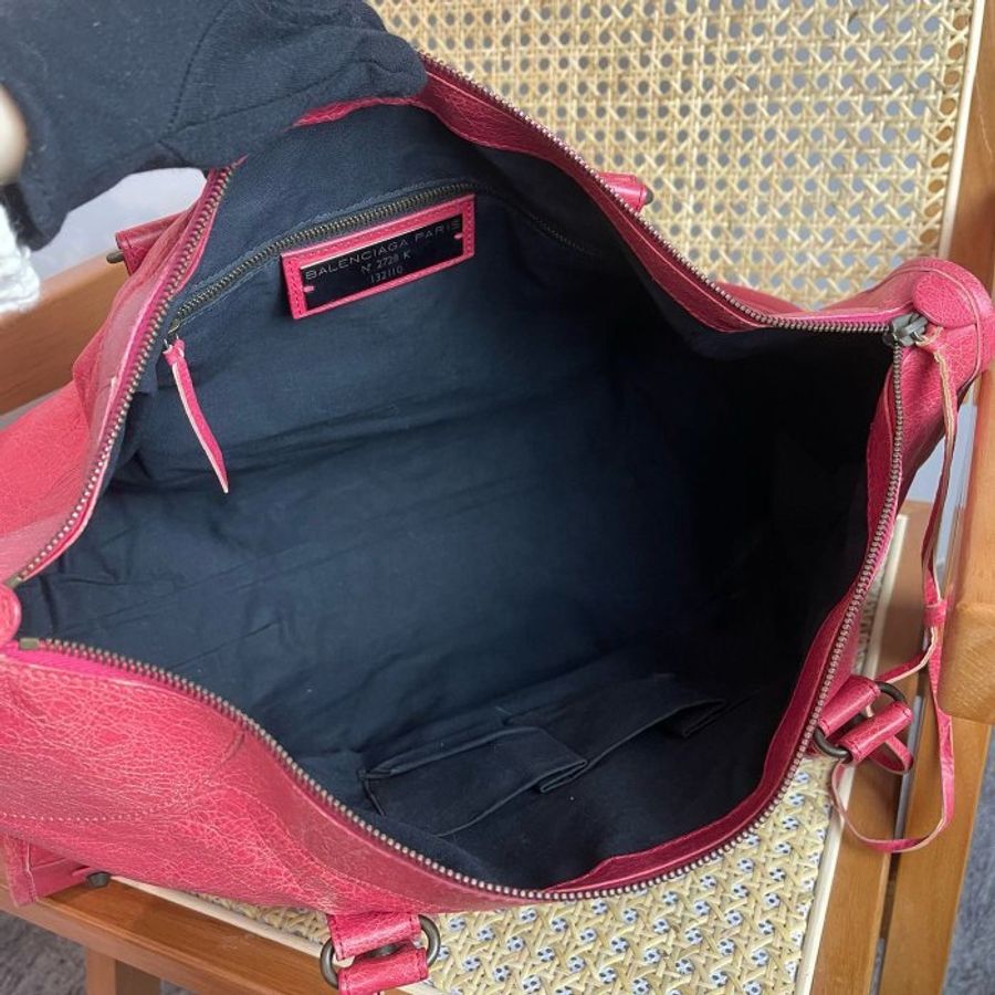 Balenciaga The Work 珊瑚紅 小羊皮 流蘇 大型 機車包 132110-6