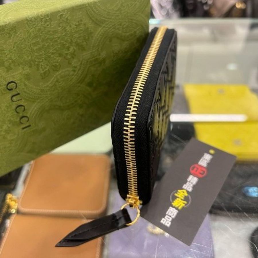 東區正精品㊣GUCCI 447939 全新黑色全皮壓紋GG LOGO 金釦ㄇ字拉鍊卡片夾零錢包小短夾 RZ6546-1
