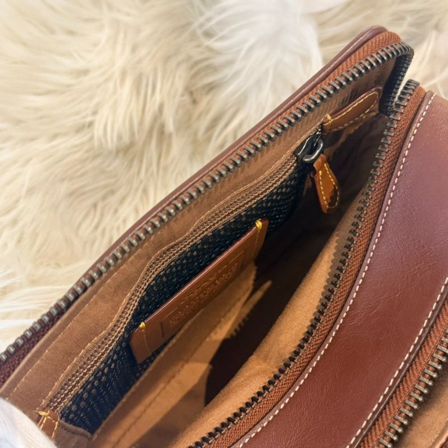 Coach Charter Crossbody24斜背包-6