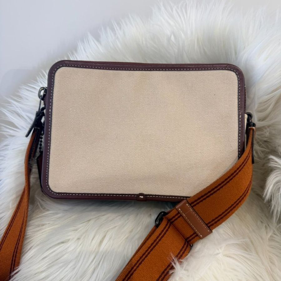 Coach Charter Crossbody24斜背包-3