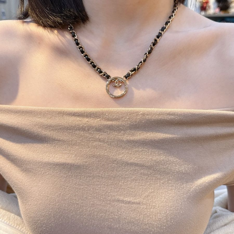 莉亞精品♡Chanel 皮穿鏈圓環項鍊 二手-1