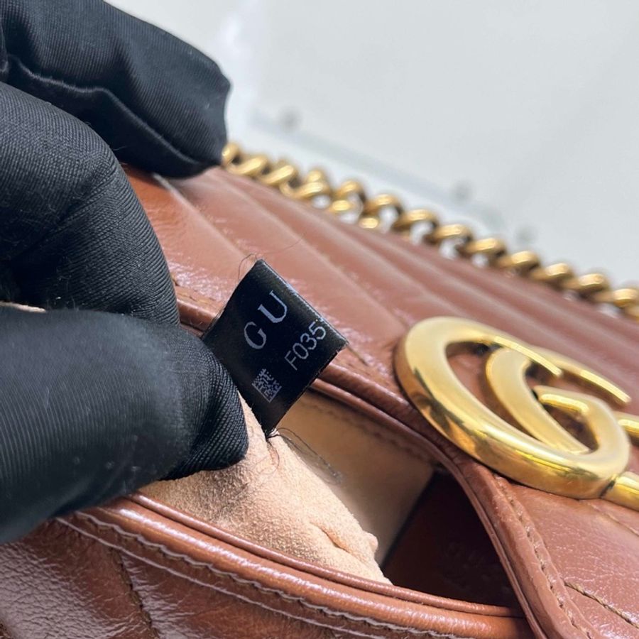 Gucci GG Marmont Matelassé 小號肩背包-4