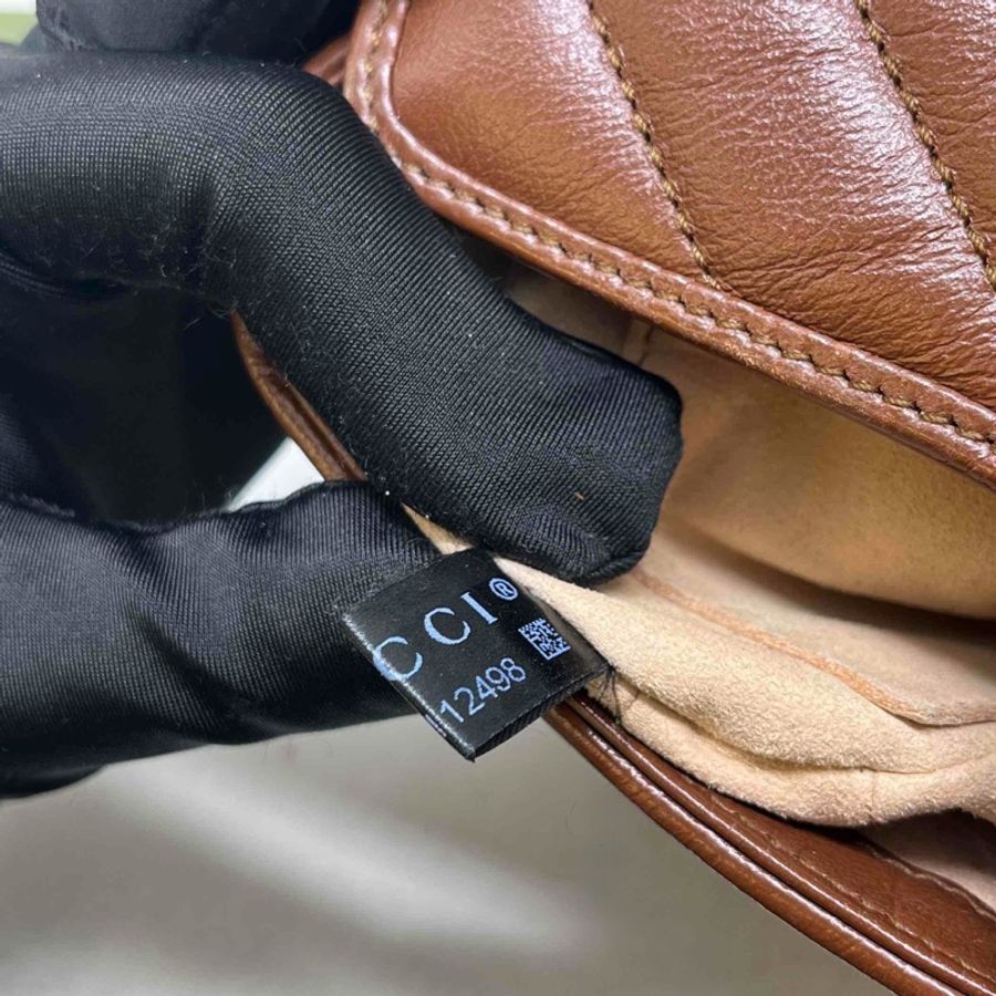 Gucci GG Marmont Matelassé 小號肩背包-26
