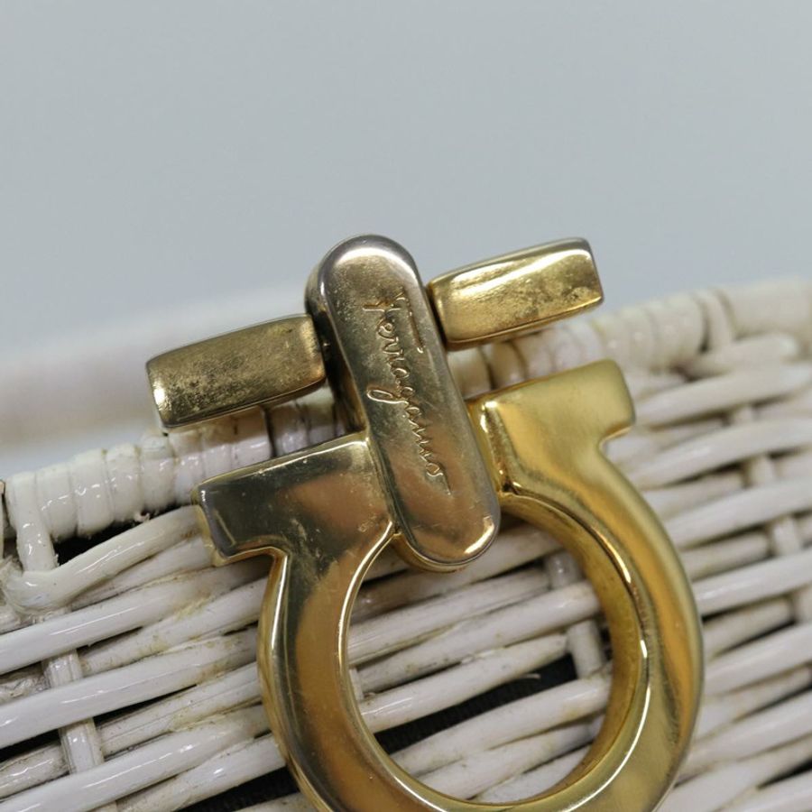 【日本直送】Salvatore Ferragamo Gancini 草編手提包 白色 Auth am6527-9