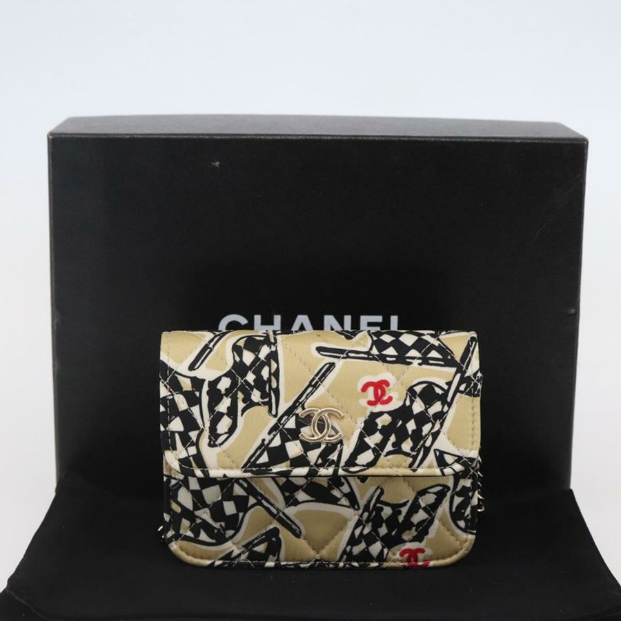 【日本直送】香奈兒 (CHANEL) 菱格紋旗鏈肩包,尼龍材質,金色雙C標誌,貨號 144883A-11