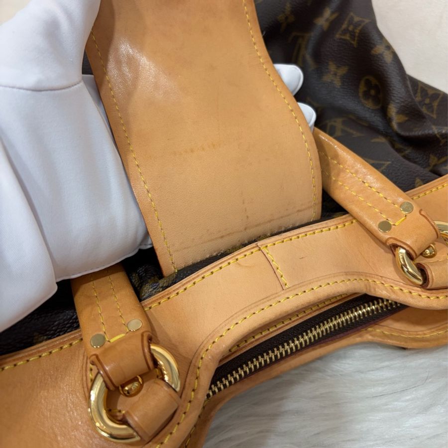 LV M45715 原花 字紋 老花 曼哈頓 金釦抓皺 手提包南瓜包肚臍包-57