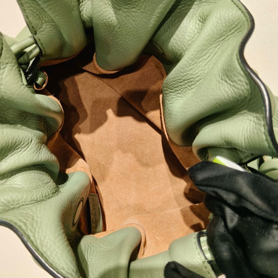 💚 Loewe 羅意威 Flamenco雲朵 牛油果綠福袋包 手提包肩背包斜挎包 底長30cm-7
