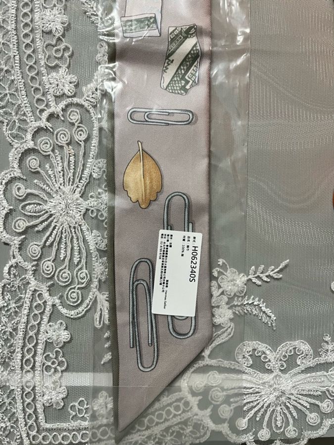 HERMÈS 愛馬仕《全新》Twilly In The Pocket 雙面絲巾|法國製|附原廠盒裝-16