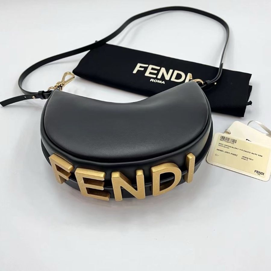 Fendi Fendigraphy Hobo ( Black )-2
