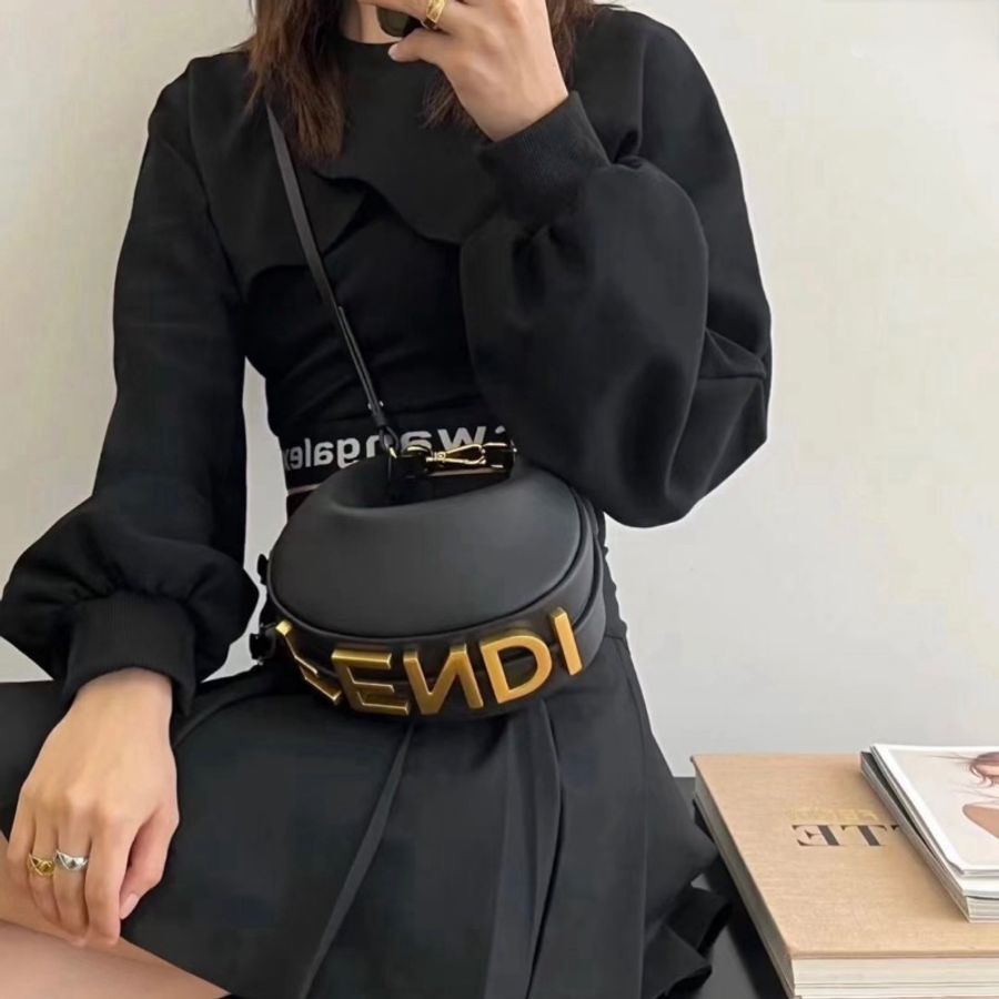 Fendi Fendigraphy Hobo ( Black )-5