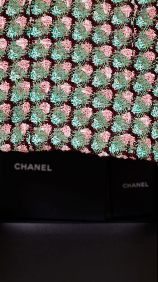Chanel 02年蜜瓜桃桃两口袋crop短外套半裙套装-47