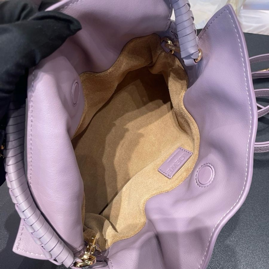 Loewe羅意威 福袋手輓包斜背包 薰衣草淡紫色-7