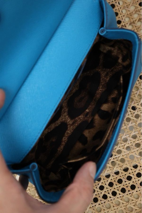 Dolce & Gabbana蓝色荔枝皮娃口包单肩包-16