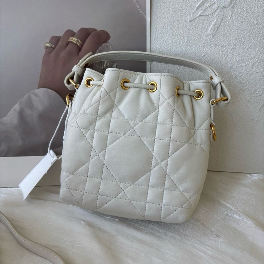 Dior迪奧 Caro水桶包手提包斜挎包 白色金扣-3