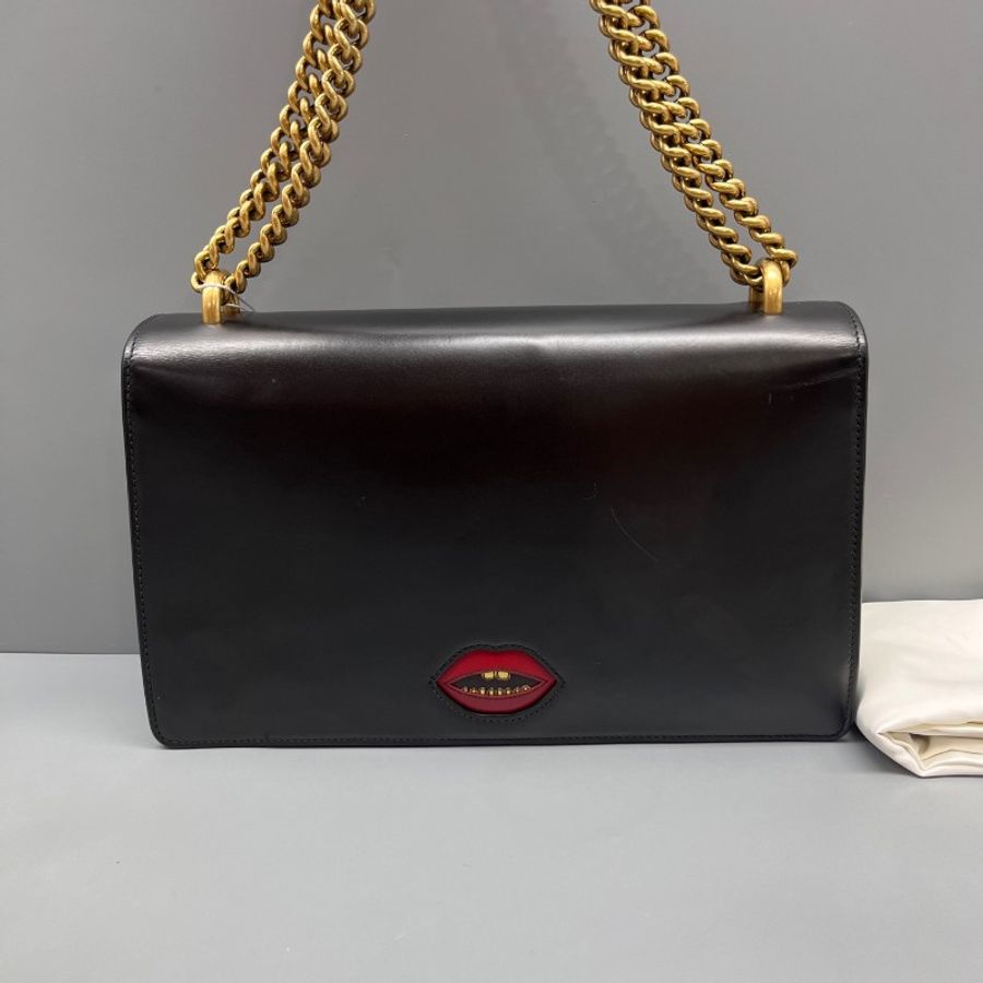GUCCI 98新 情人節marmont愛心系列鏈條包-1