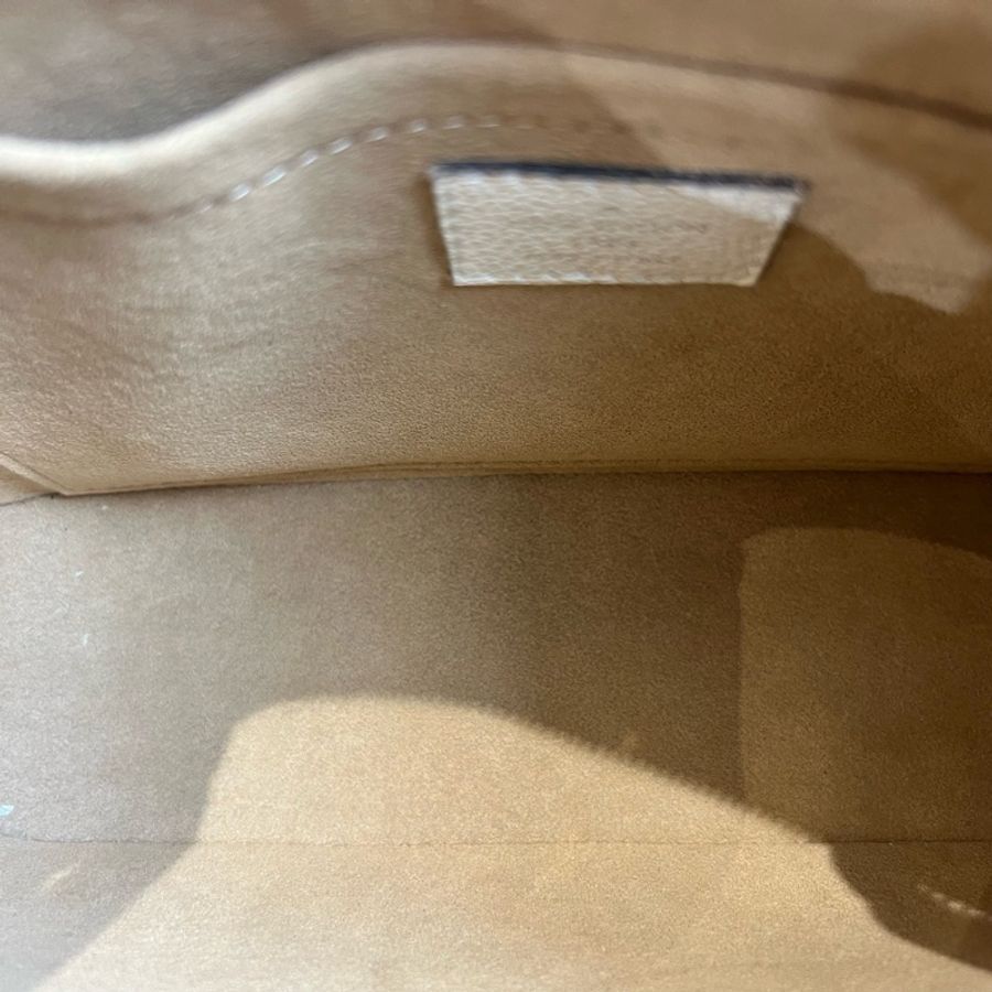 路易威登/Louis Vuitton Marelle 白色 水波紋 腋下包hobo-5