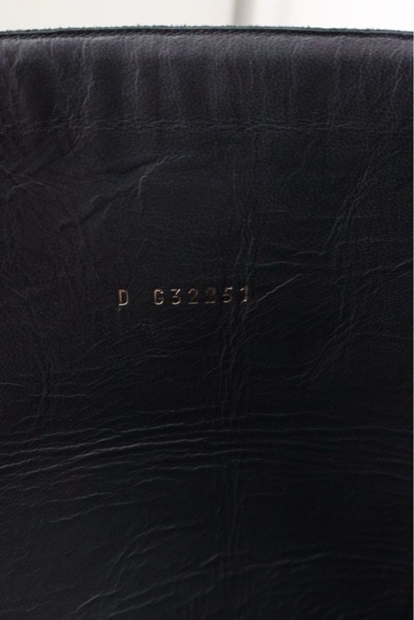 Chanel 16年椅子系列秀款红黑格纹粗花呢拼皮镂空中筒靴-11