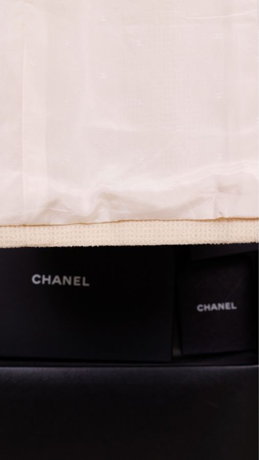 Chanel 94年白色粗花呢黑色花边半裙-13