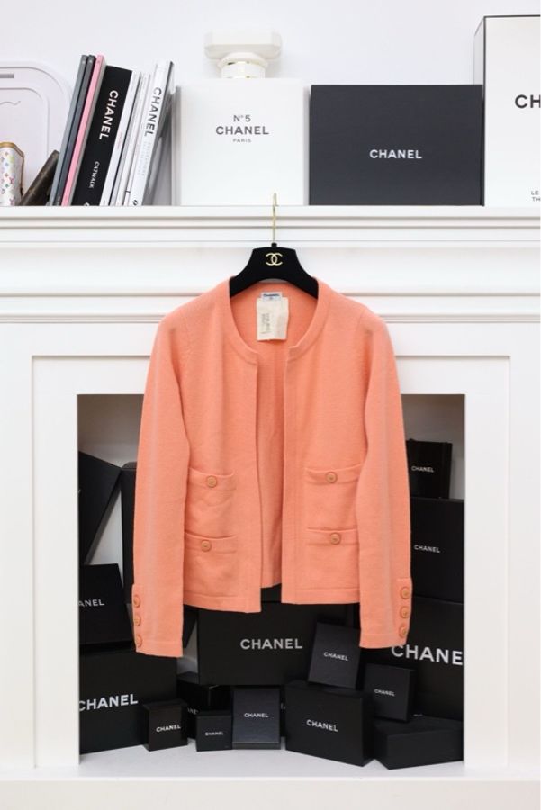 Chanel橙色羊绒针织开衫外套短袖套装-1