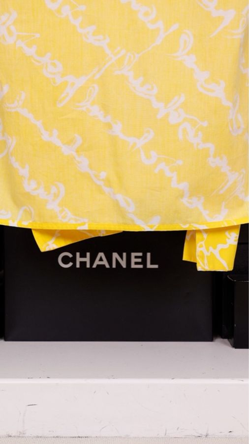 Chanel柠檬黄纯棉衬衫无袖背心外套-17