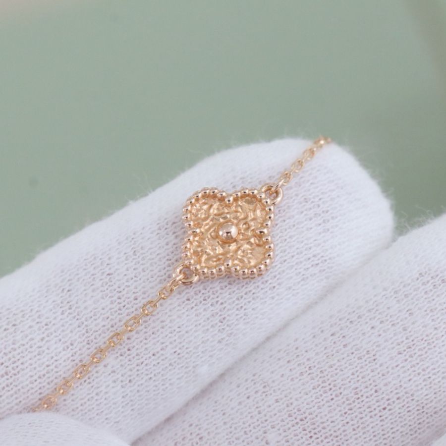 VCA梵克雅寶Sweet Alhambra熔岩小花手鍊,18K玫瑰金 手鍊最長17.5cm,配件盒子證書2-7